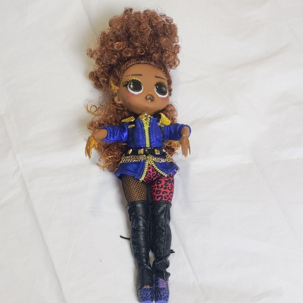 L.O.L. Surprise! Blue and‎ Black Fashion Doll with Accessories